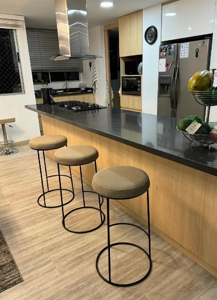 Silla de barra Luna 02.webp