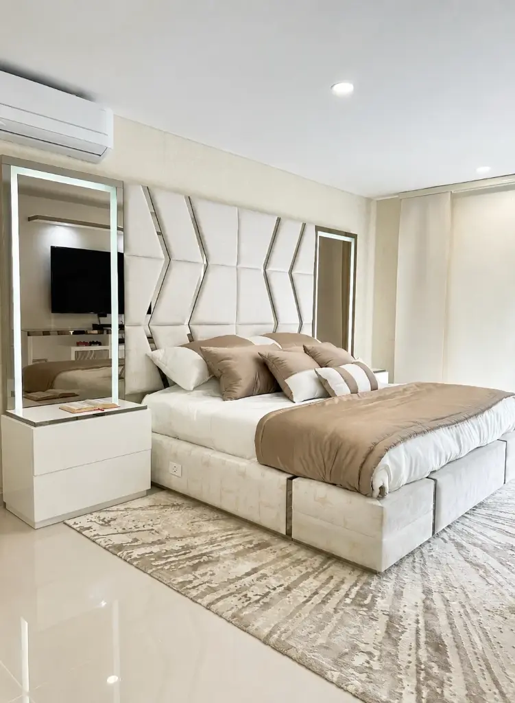 Cama Mónaco