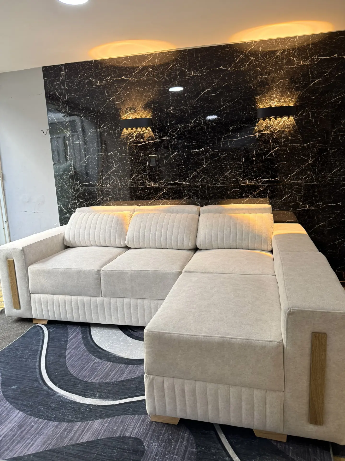Sala Luxury Natural